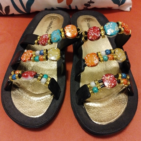 Mix & Co. Beaded slide on sandals - Picture 4 of 6